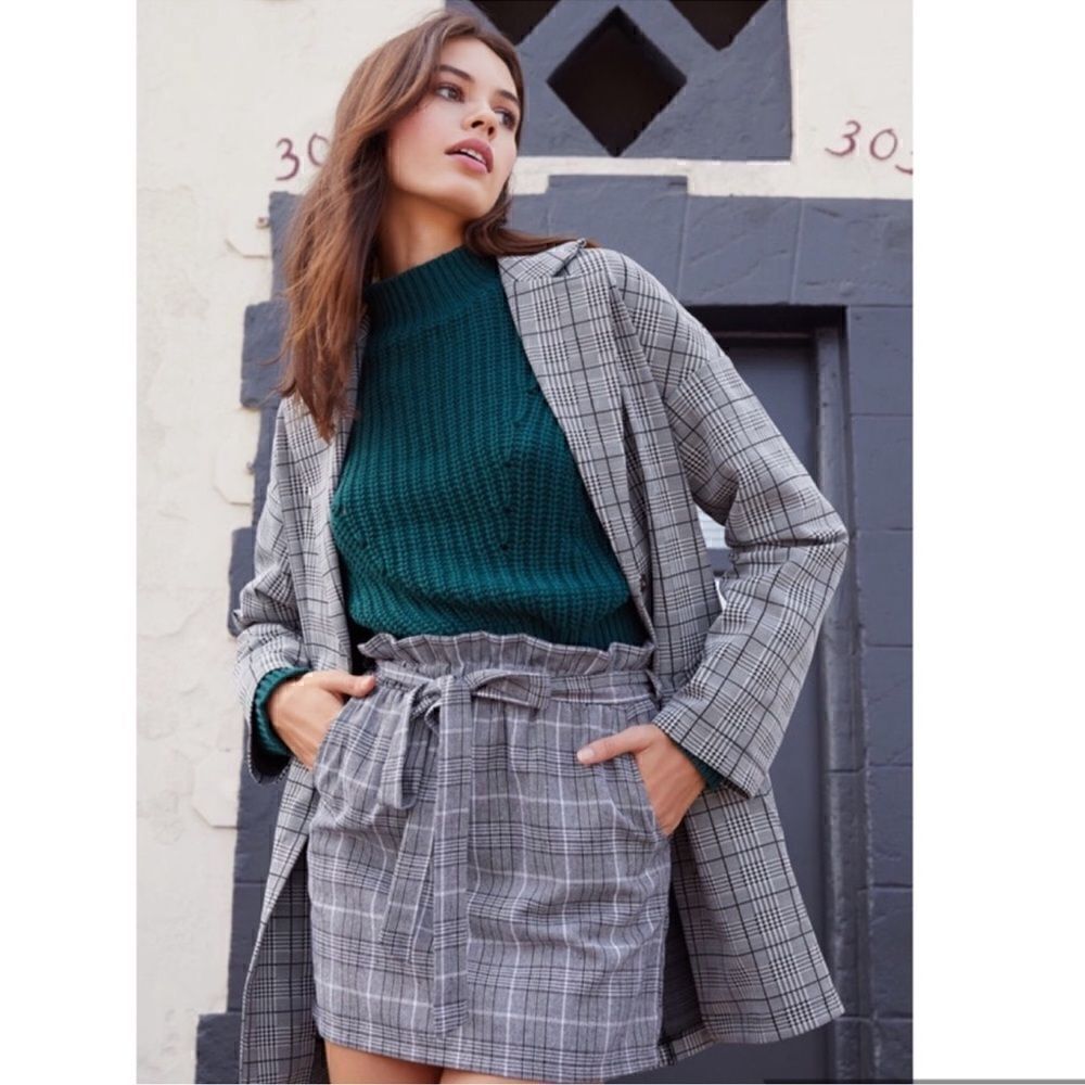 Kendall & Kylie Plaid Paperbag Skirt NWT from PacSun Black White Grey Tie Belt L